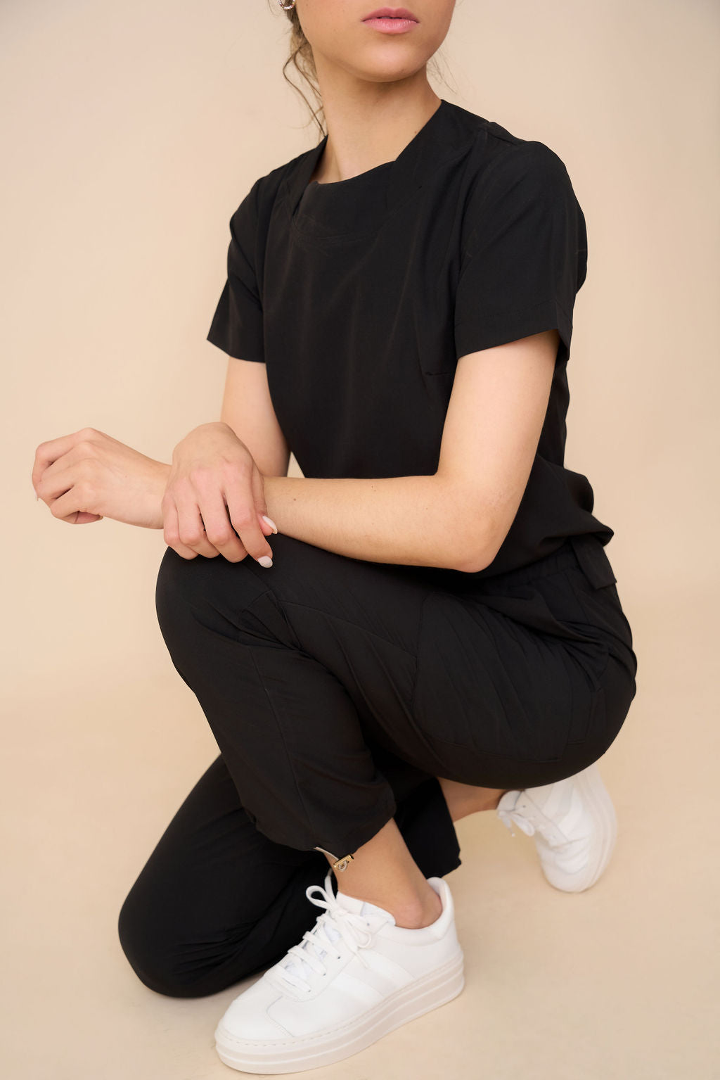 Set Nora